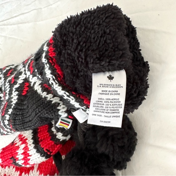 Hudson bay HBC plush socks for women (NEW) - Picture 4 of 4